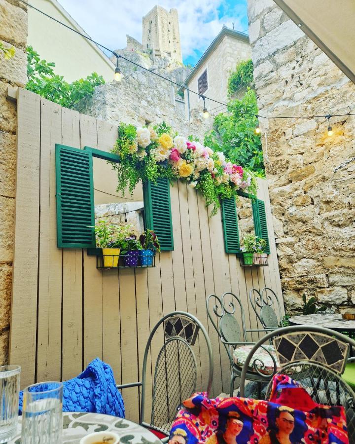 Apartman River Breeze Omiš Eksteriør bilde